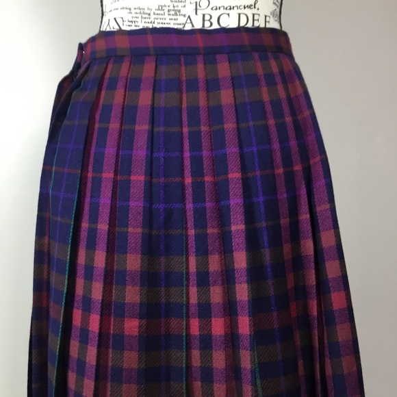 100% Worsted Wool pleated purple pink blue green plaid skirt countryside sz 14 - Picture 5 of 8